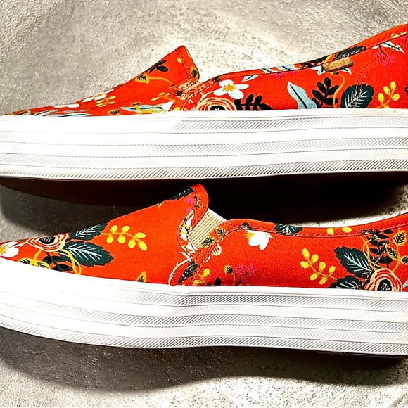 Keds x Rifle Paper Co. Triple
Decker Sneakers - Picture 6 of 12